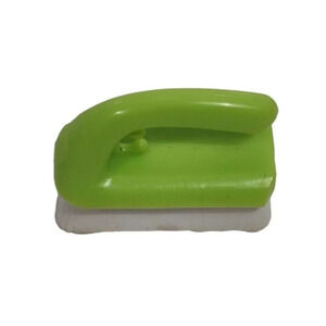 Fashion Doll Scrubbing Brush Green Dollhouse Pretend Play DOLL NOT INCLUDED